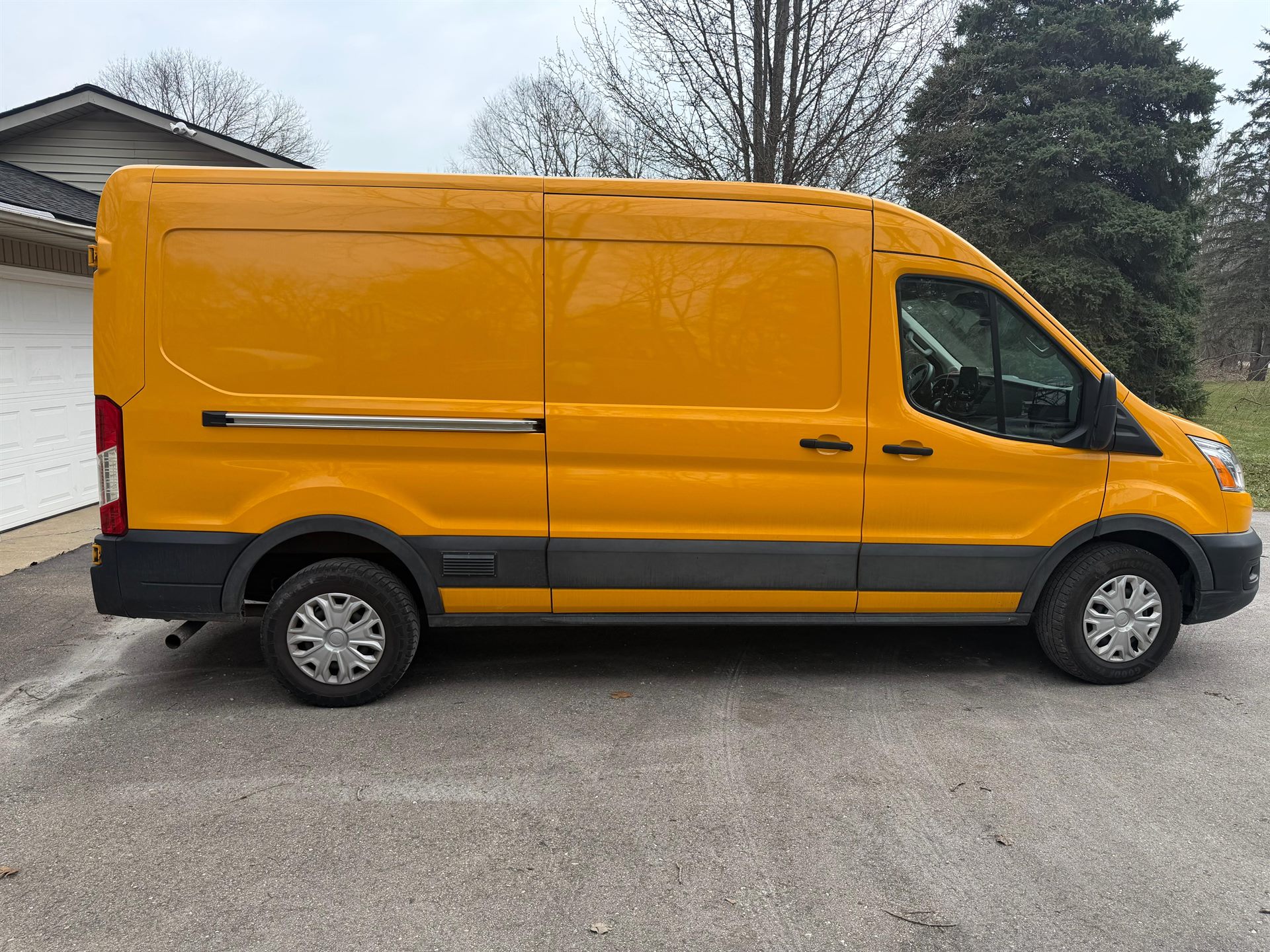 Van side angle